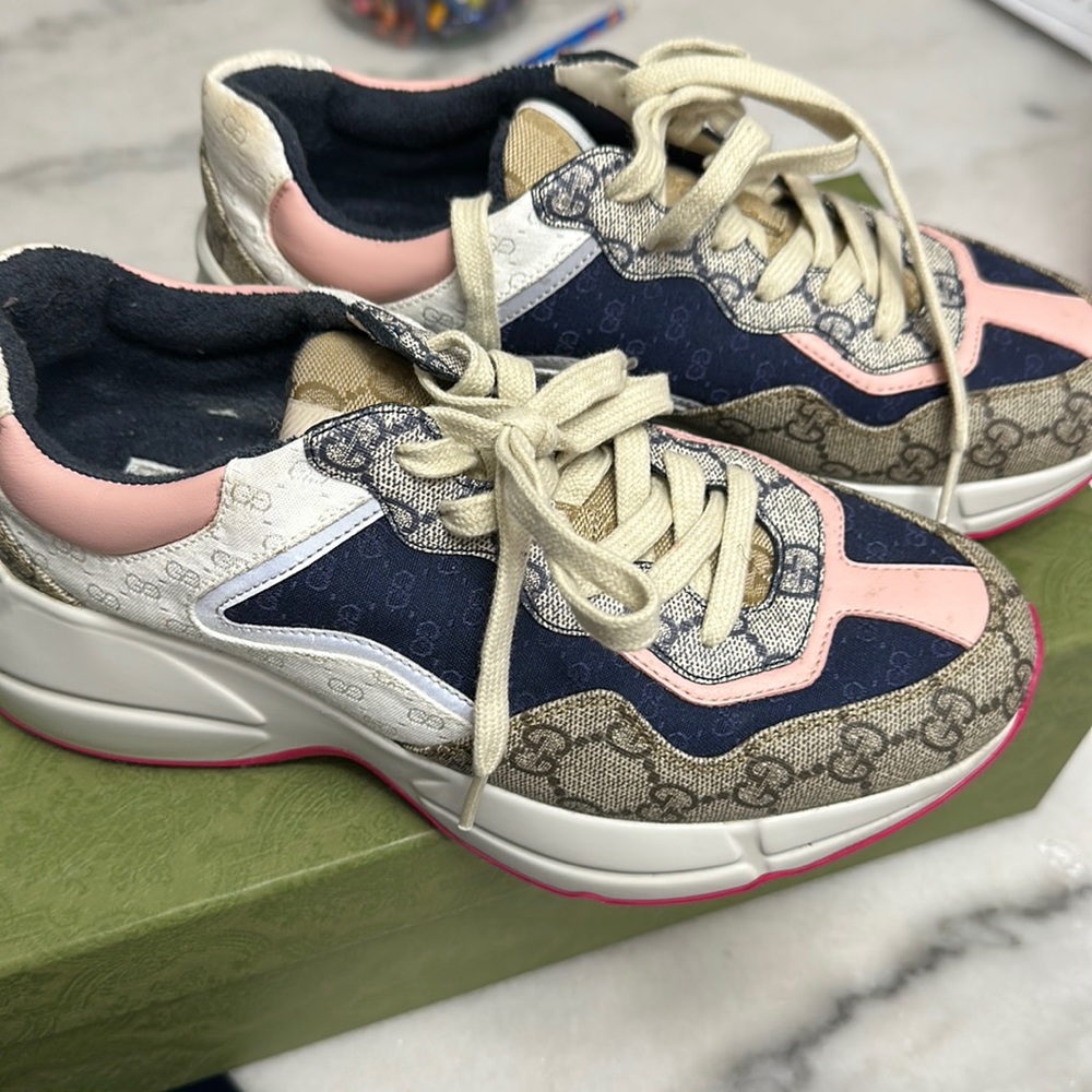 Gucci sneakers